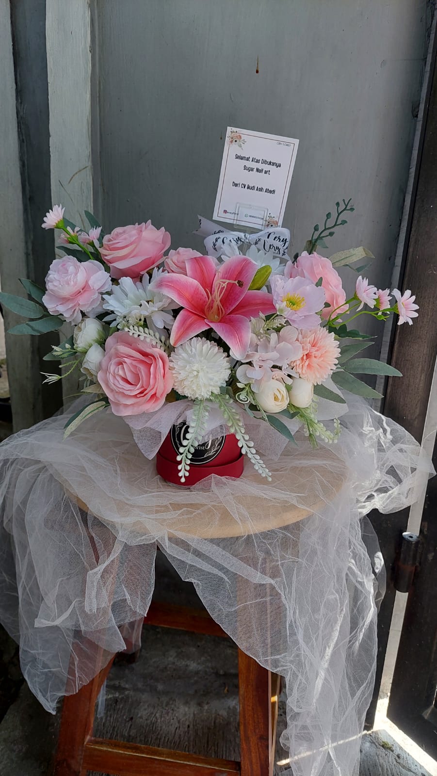 Bloom Box Bunga Palsu